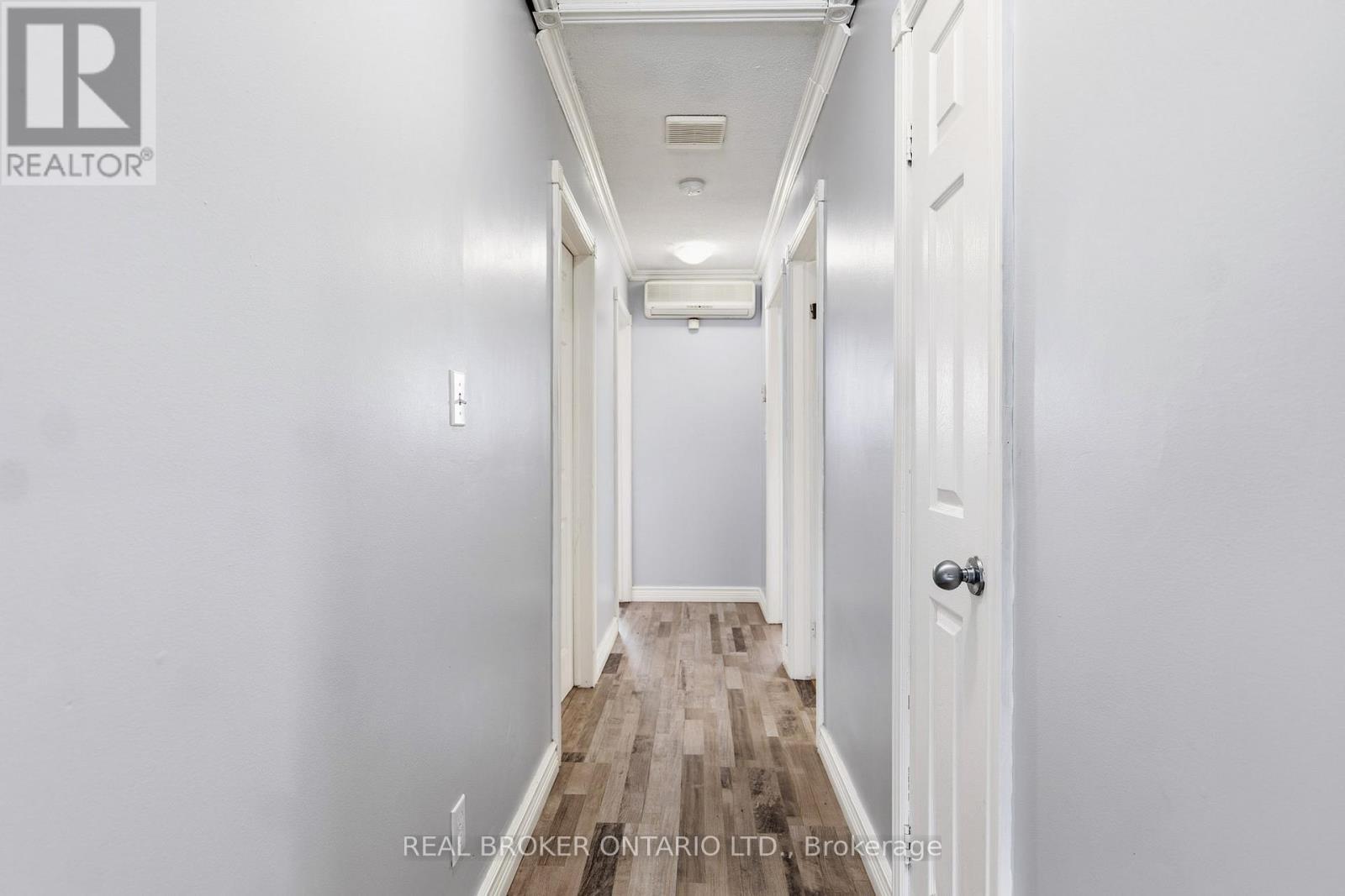 379 Southworth Street S, Welland, Ontario  L3B 2A1 - Photo 11 - X12798254