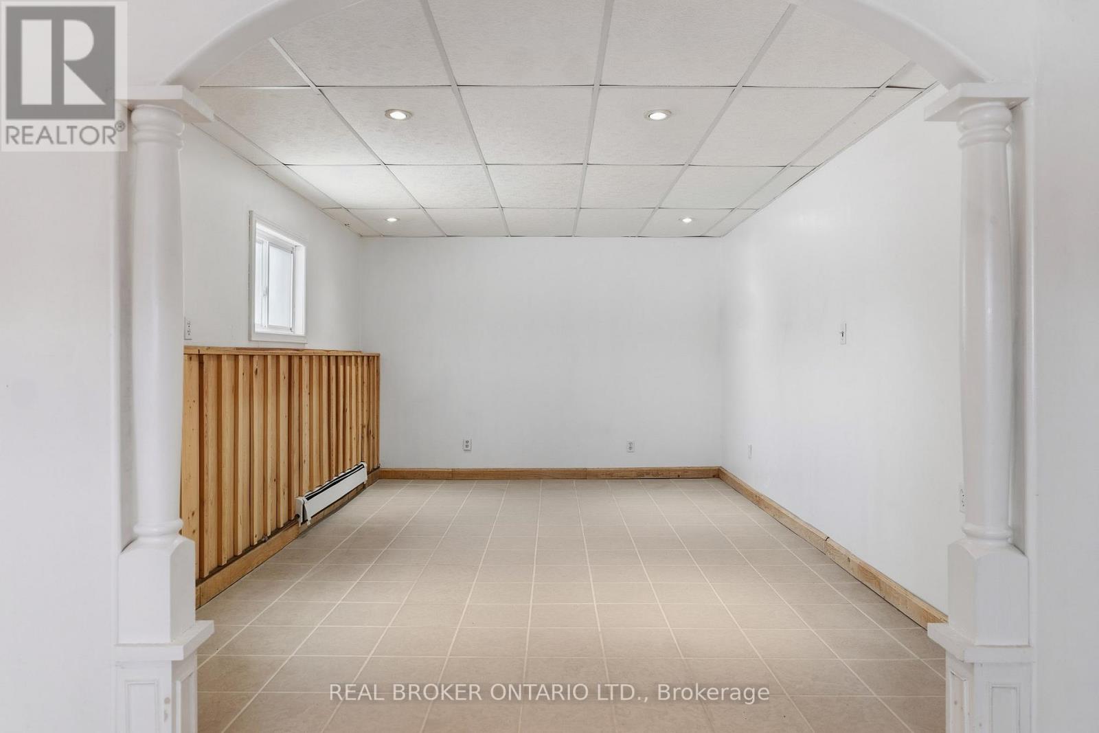 379 Southworth Street S, Welland, Ontario  L3B 2A1 - Photo 19 - X12798254