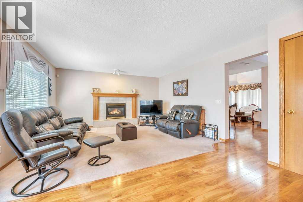 52 Country Hills Green Nw, Calgary, Alberta  T3K 4Y4 - Photo 12 - A2295133