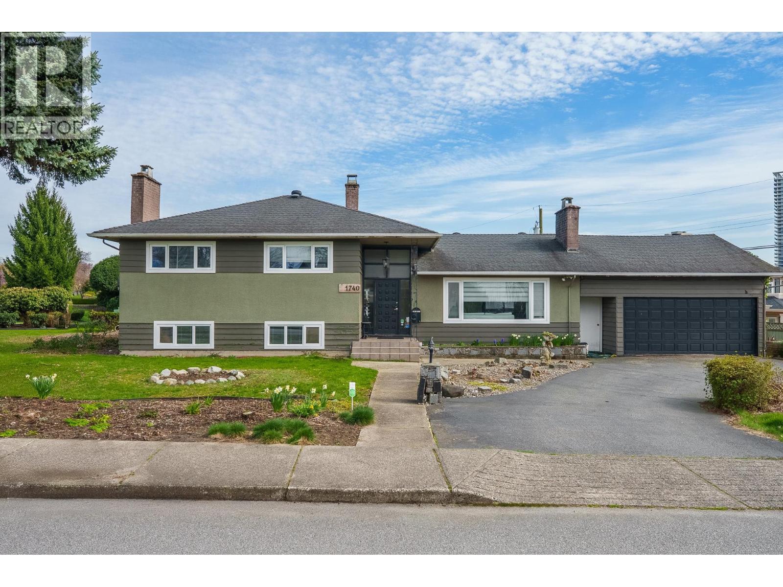 1740 BETA AVENUE, Burnaby, British Columbia