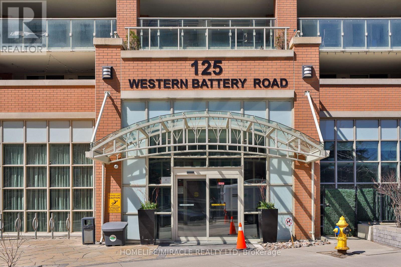 2815 - 125 Western Battery Road, Toronto, Ontario  M6K 3R8 - Photo 2 - C12982944