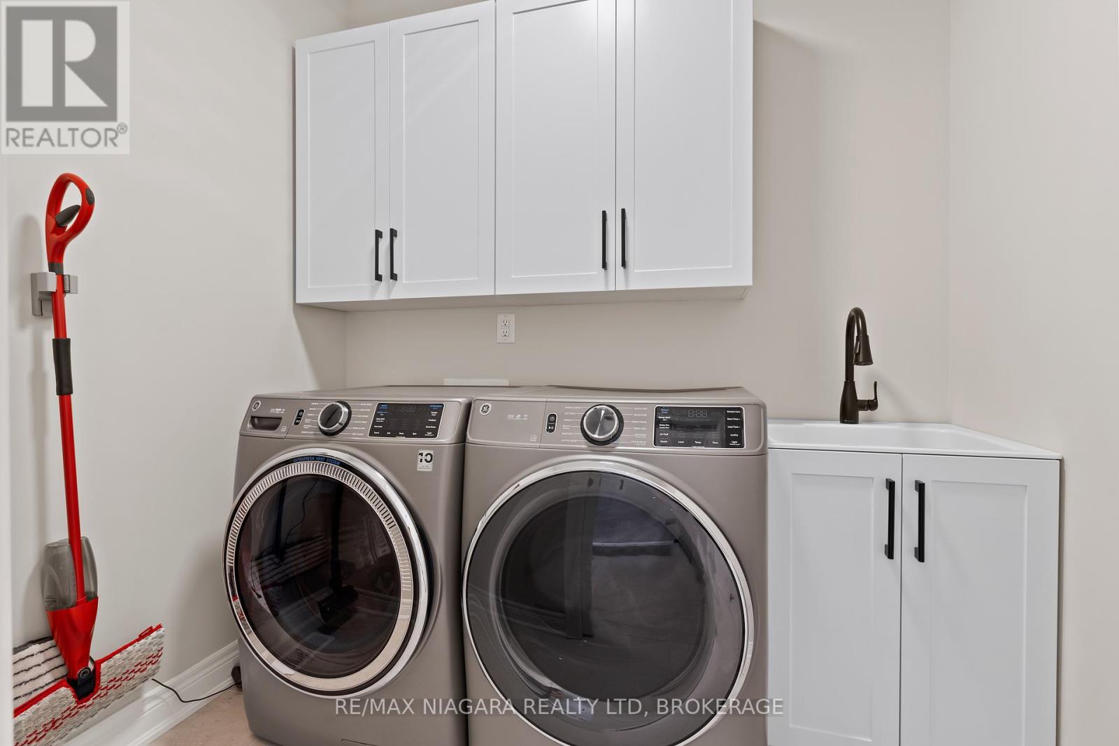 14 Mills Lane, Niagara-On-The-Lake, Ontario  L0S 1J1 - Photo 23 - X12991118