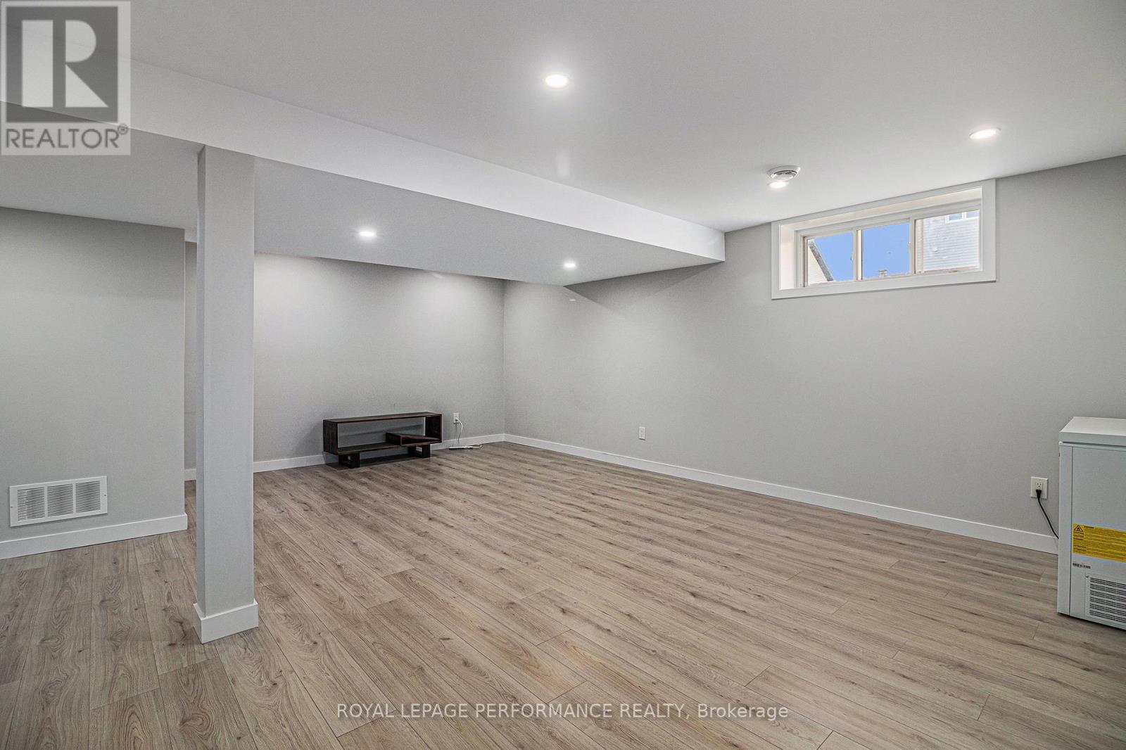 8 Brittany Street, North Stormont, Ontario K0A 1R0 - Photo 23 - X12991184