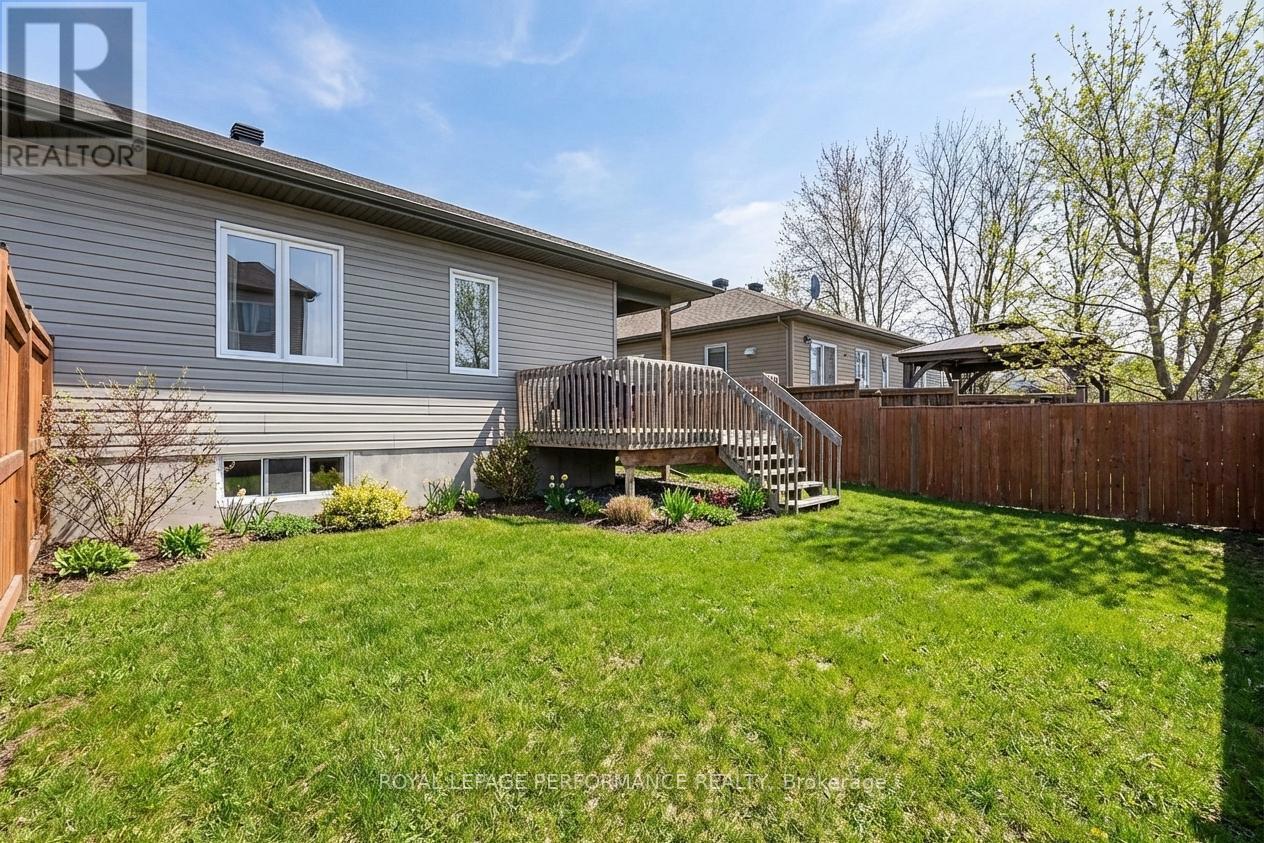 8 Brittany Street, North Stormont, Ontario K0A 1R0 - Photo 28 - X12991184