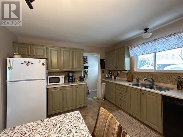 124 Pleasant Dr, Sault Ste. Marie, Ontario P6B 4E2 - Photo 14 - SM260666