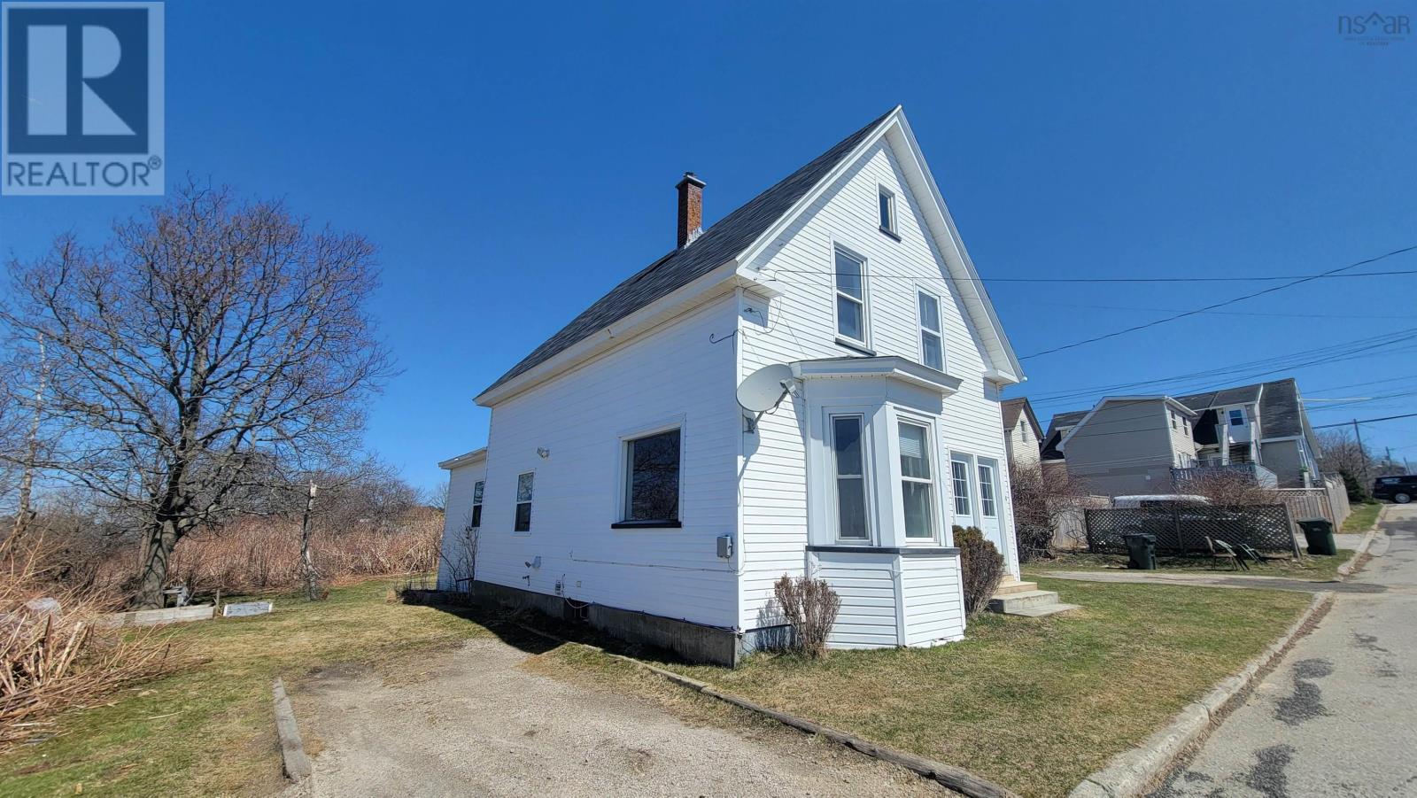 2-4 Baker Street, Yarmouth, Nova Scotia  B5A 2W7 - Photo 6 - 202607205