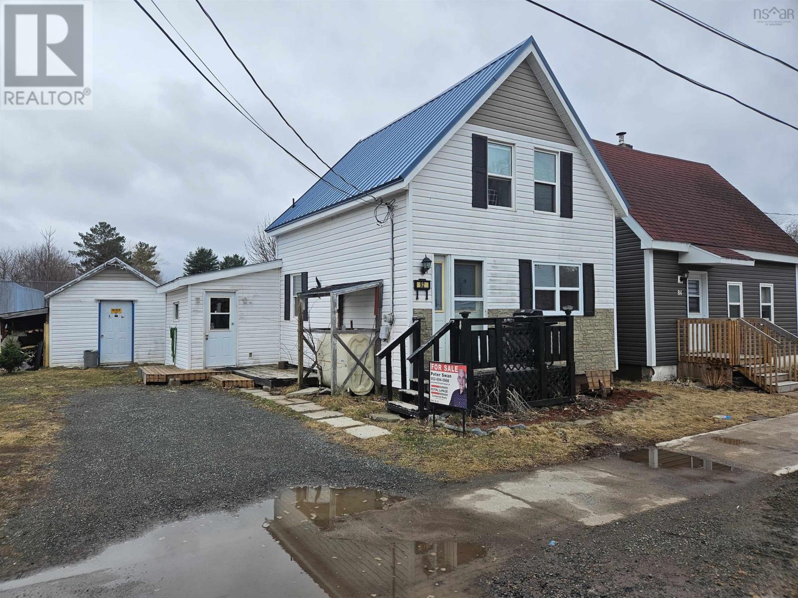 92 Rideau Street, Oxford, Nova Scotia  B0M 1P0 - Photo 2 - 202607204