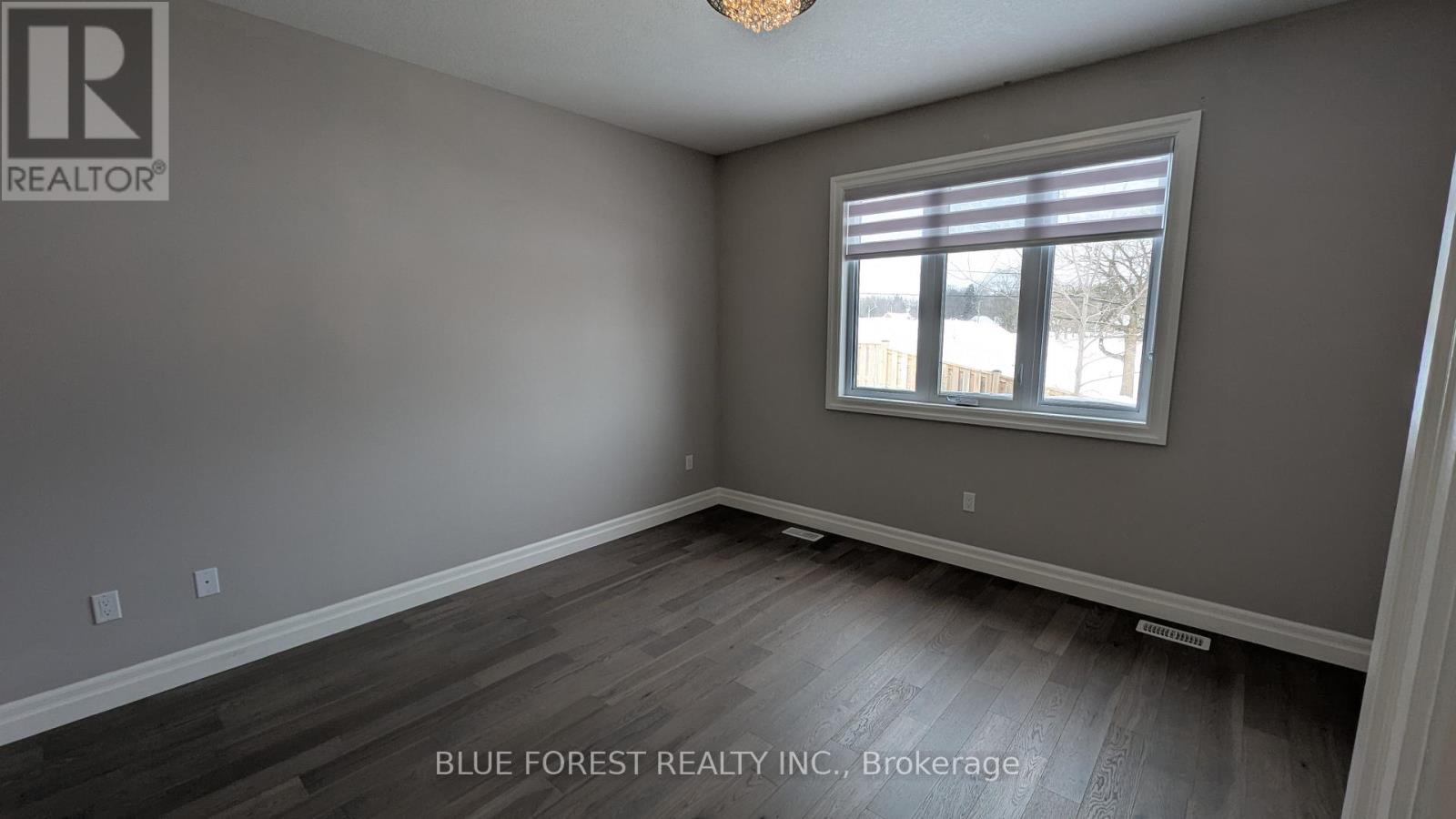 11 - 273 Riddell Street, Woodstock, Ontario  N4S 0C8 - Photo 17 - X12856068