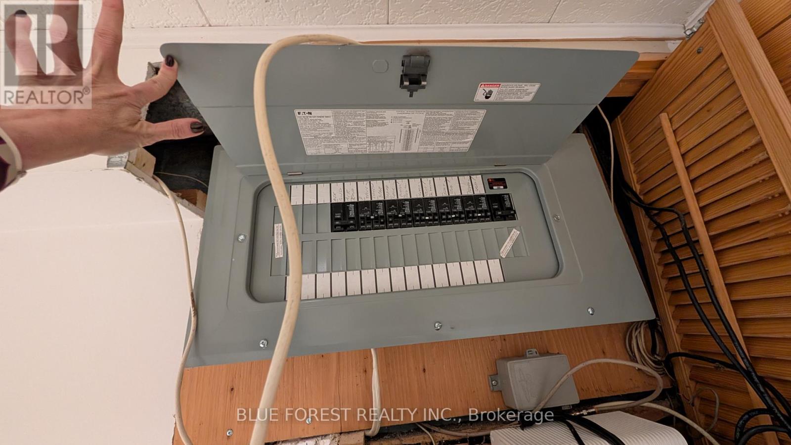 8 - 710 Wonderland Road S, London South, Ontario  N6K 1L8 - Photo 22 - X12911152