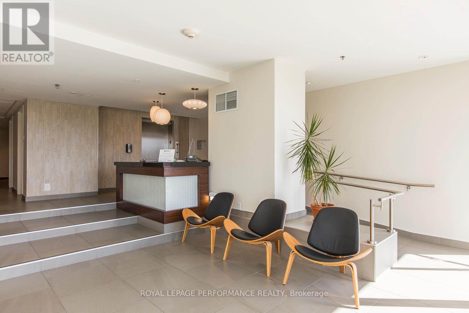 104 - 300a Lett Street, Ottawa, Ontario  K1R 0A8 - Photo 6 - X12874622