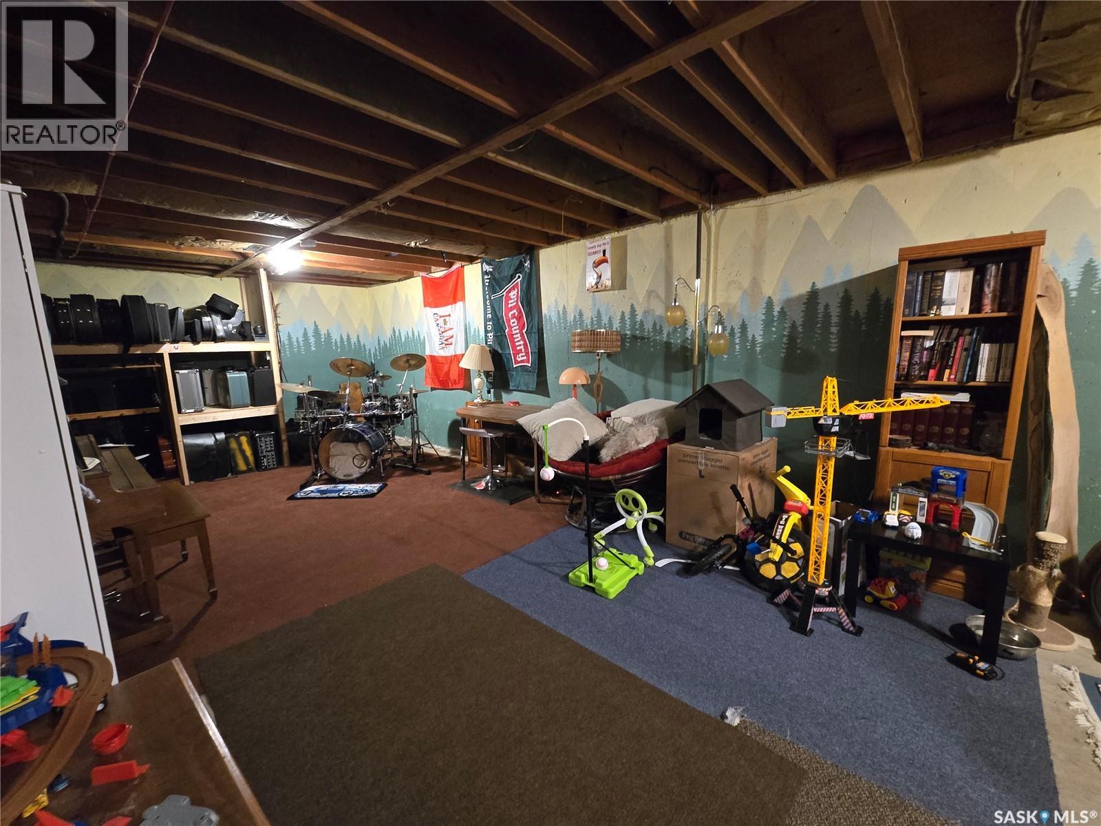 208 Clinton Place, Swift Current, Saskatchewan  S9H 4K2 - Photo 15 - SK032765