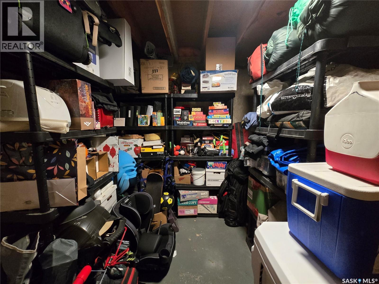 208 Clinton Place, Swift Current, Saskatchewan  S9H 4K2 - Photo 16 - SK032765