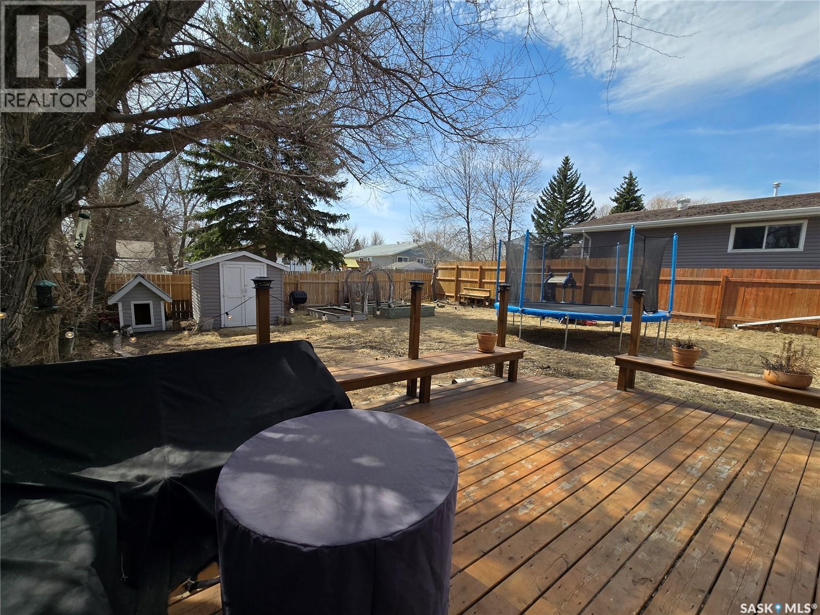 208 Clinton Place, Swift Current, Saskatchewan  S9H 4K2 - Photo 17 - SK032765