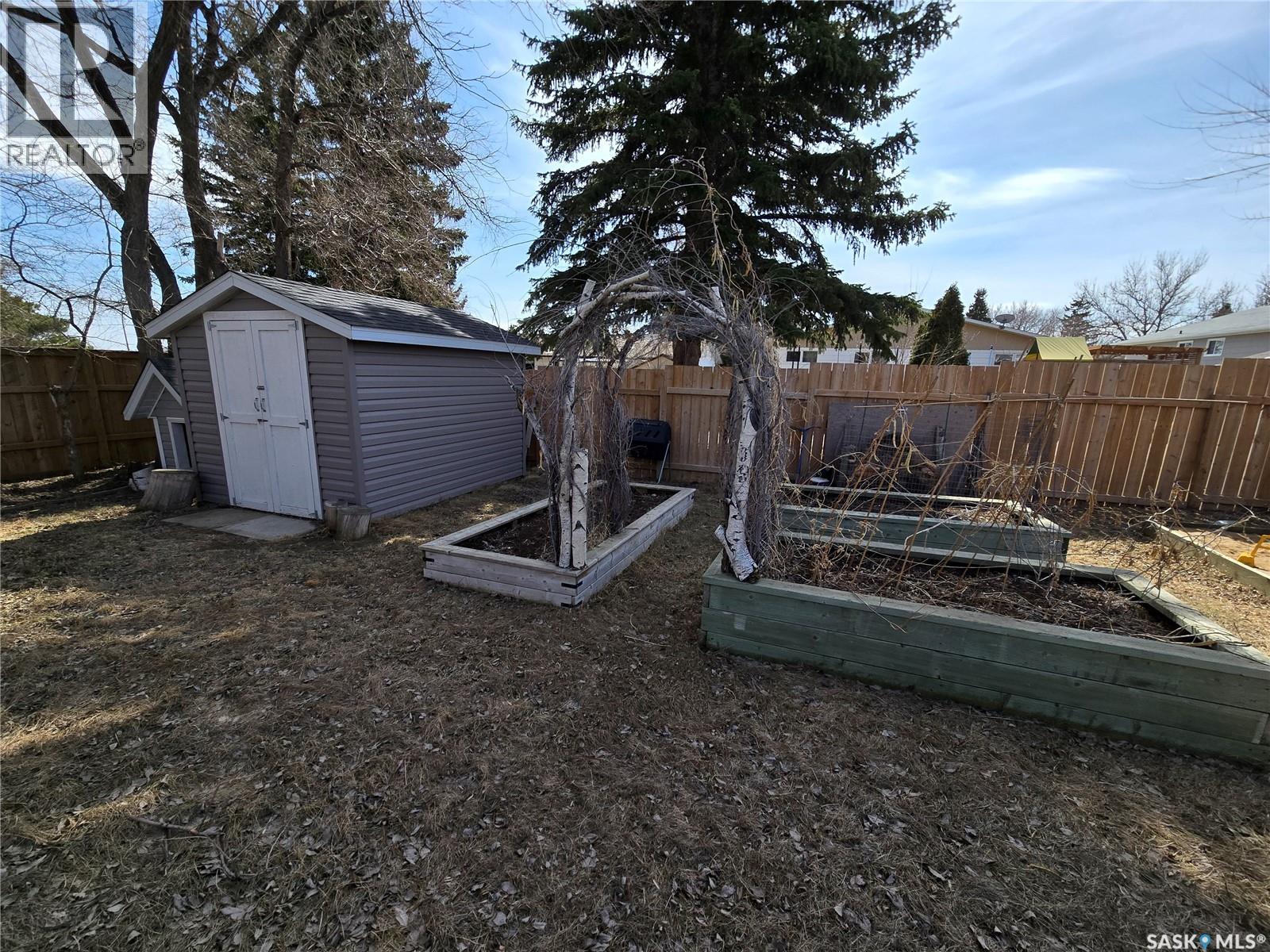 208 Clinton Place, Swift Current, Saskatchewan  S9H 4K2 - Photo 19 - SK032765