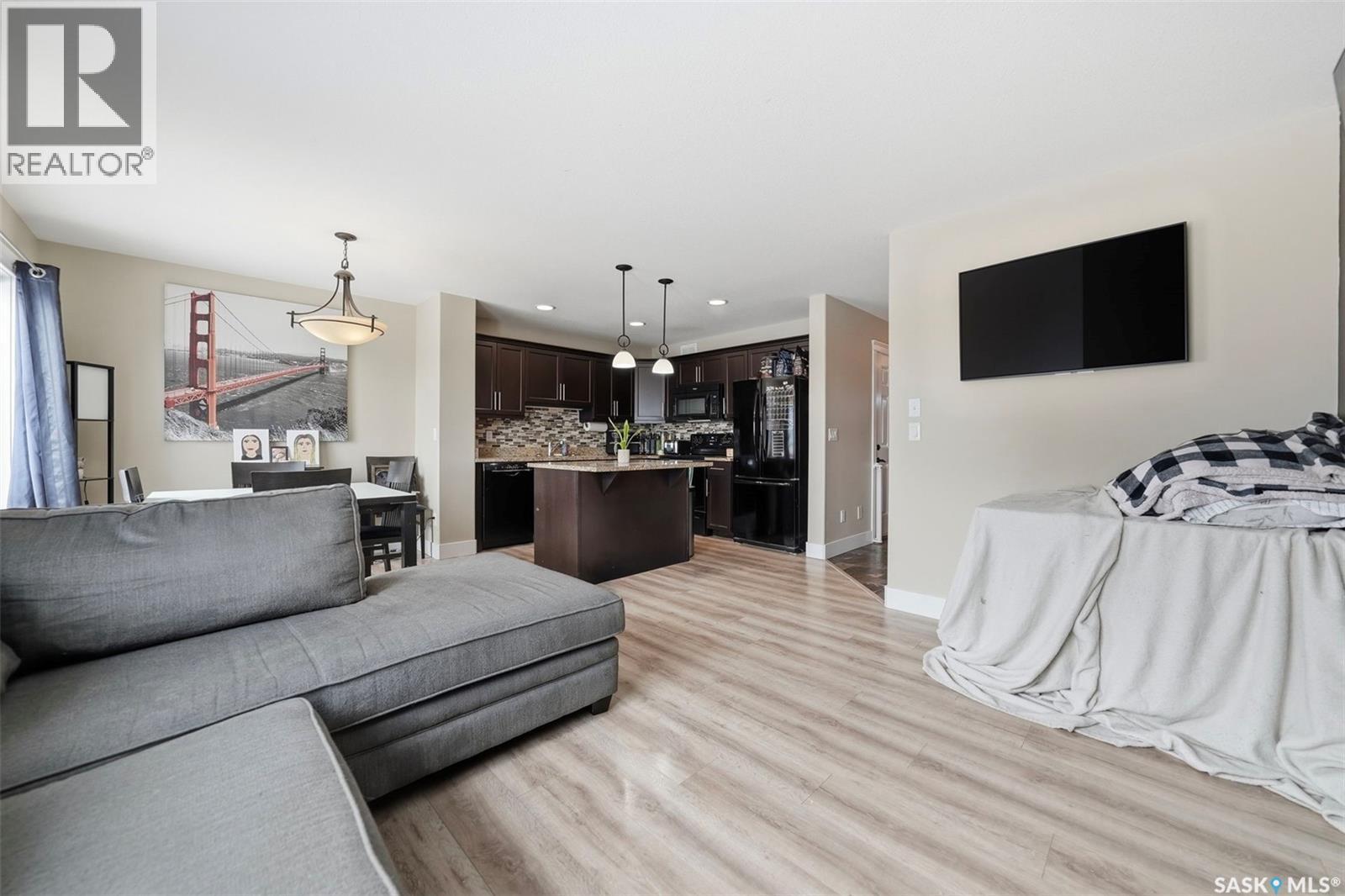 133 901 4th Street S, Martensville, Saskatchewan  S0K 2S1 - Photo 6 - SK032755