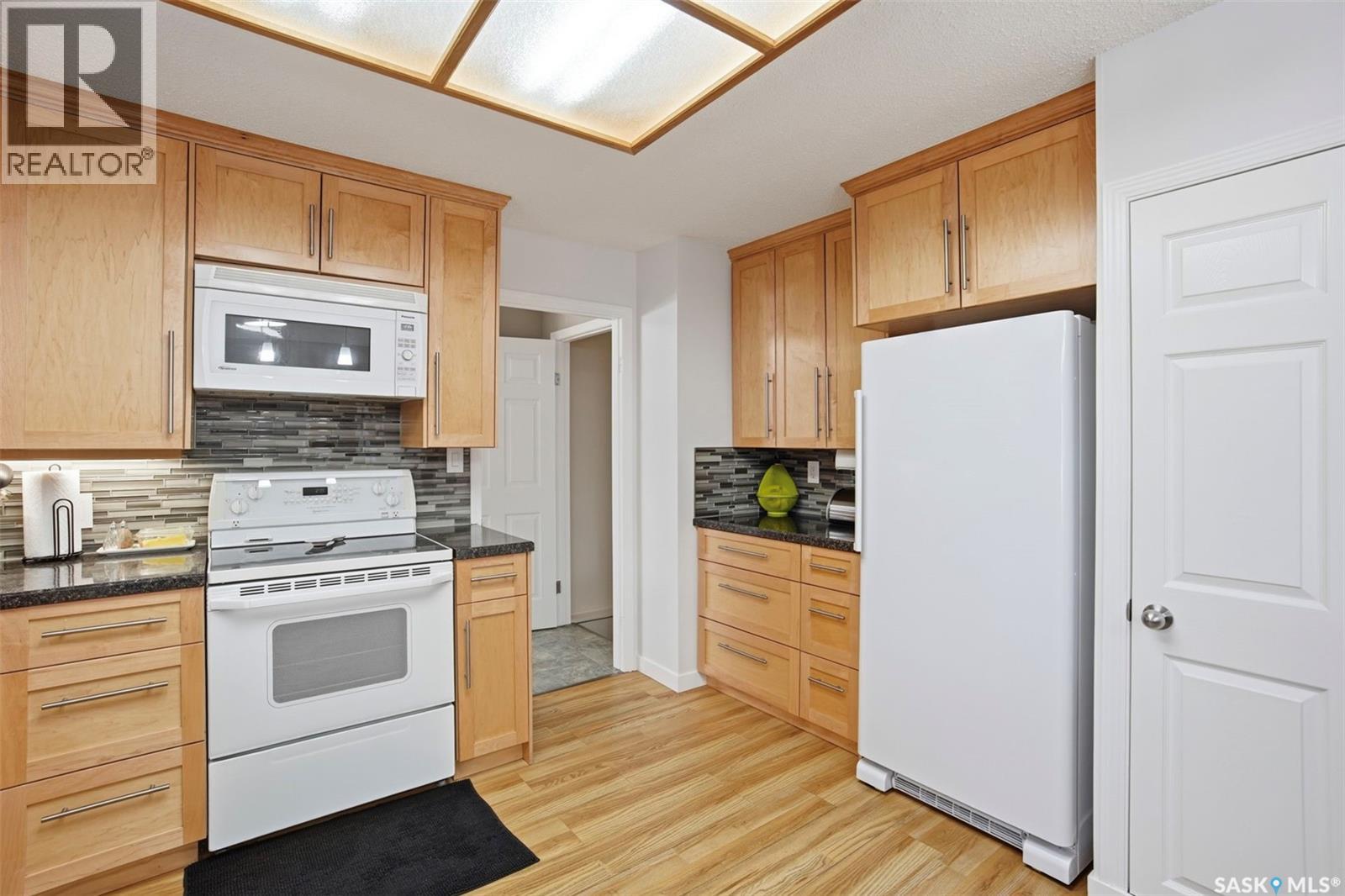 31 Cantlon Crescent, Saskatoon, Saskatchewan  S7J 2T2 - Photo 12 - SK032745