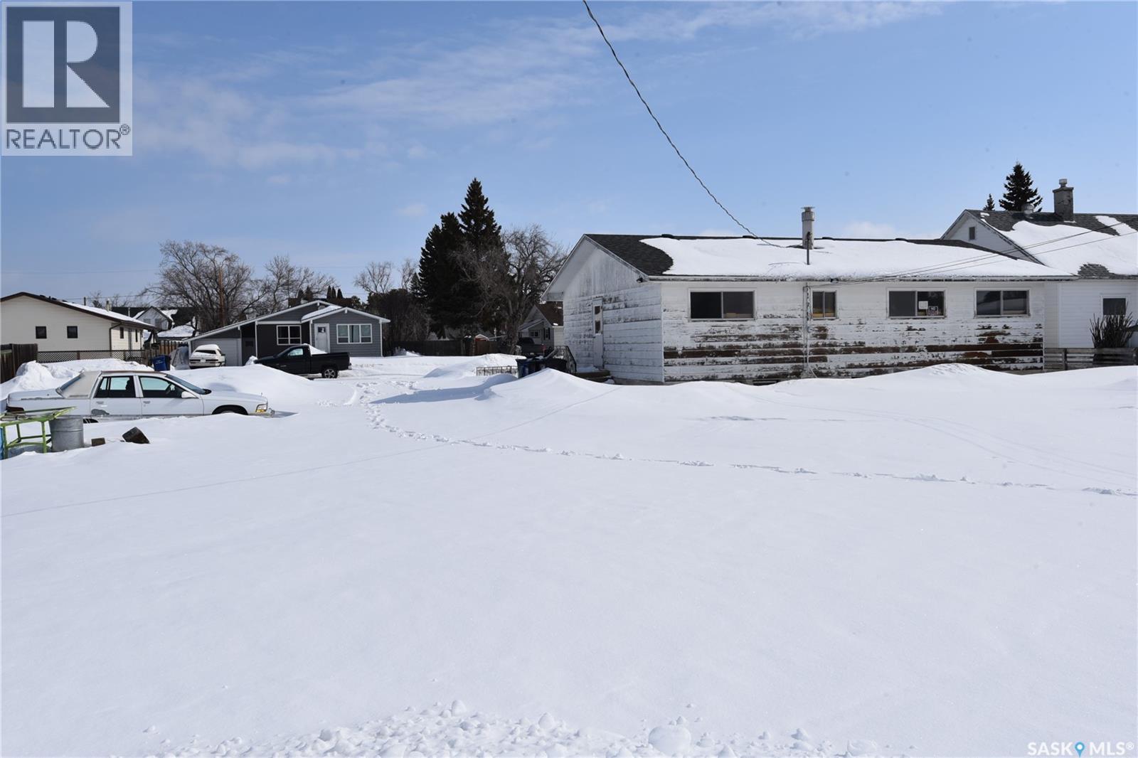 402-404 1st Street W, Nipawin, Saskatchewan  S0E 1E0 - Photo 28 - SK032585