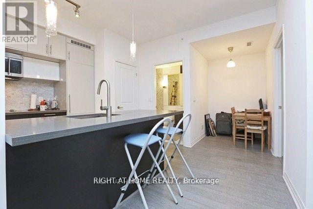 607 - 8 Mercer Street, Toronto, Ontario  M5V 0C4 - Photo 7 - C12991156