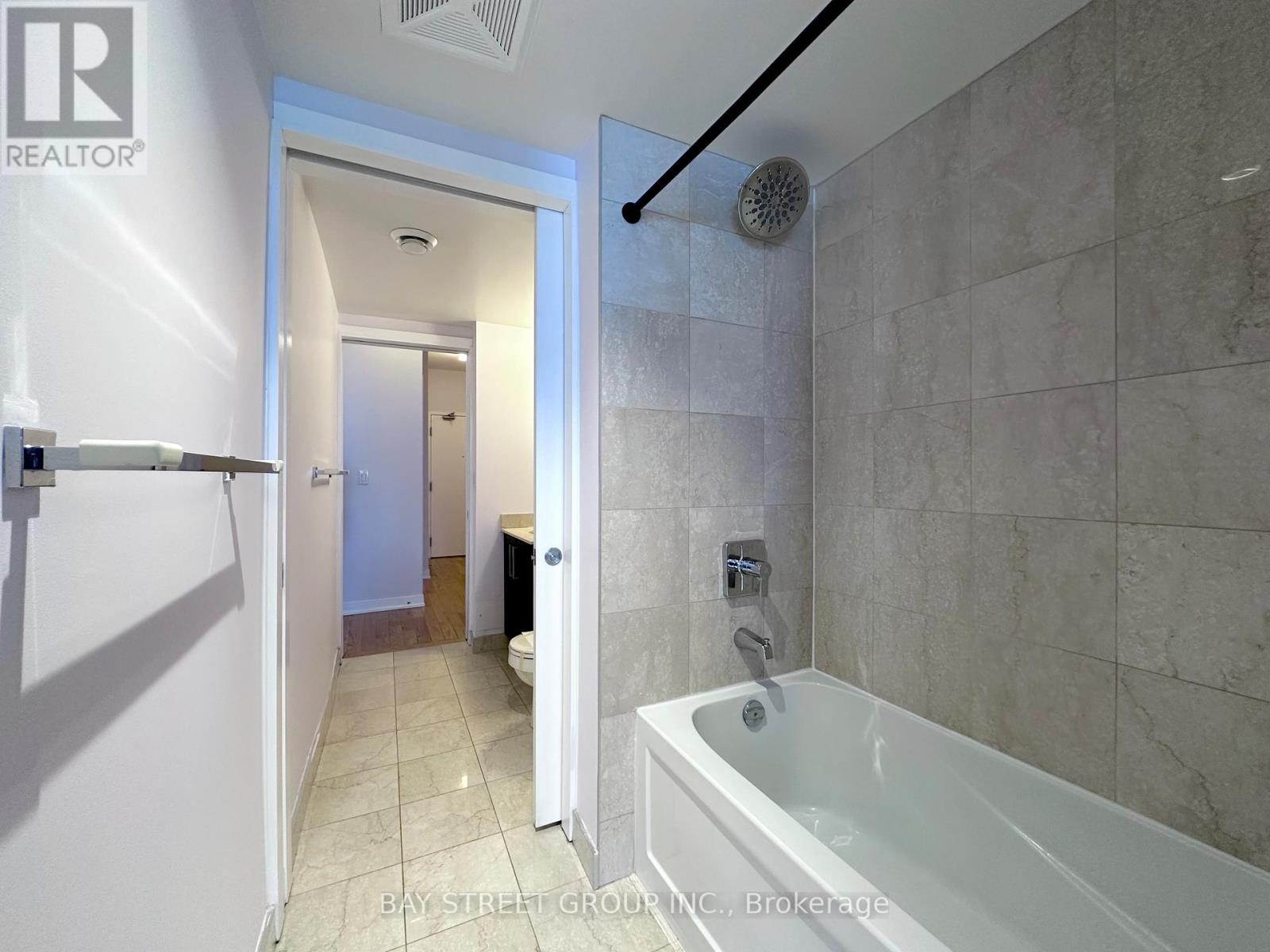 3704 - 12 York Street, Toronto, Ontario  M5J 0A9 - Photo 16 - C12991192