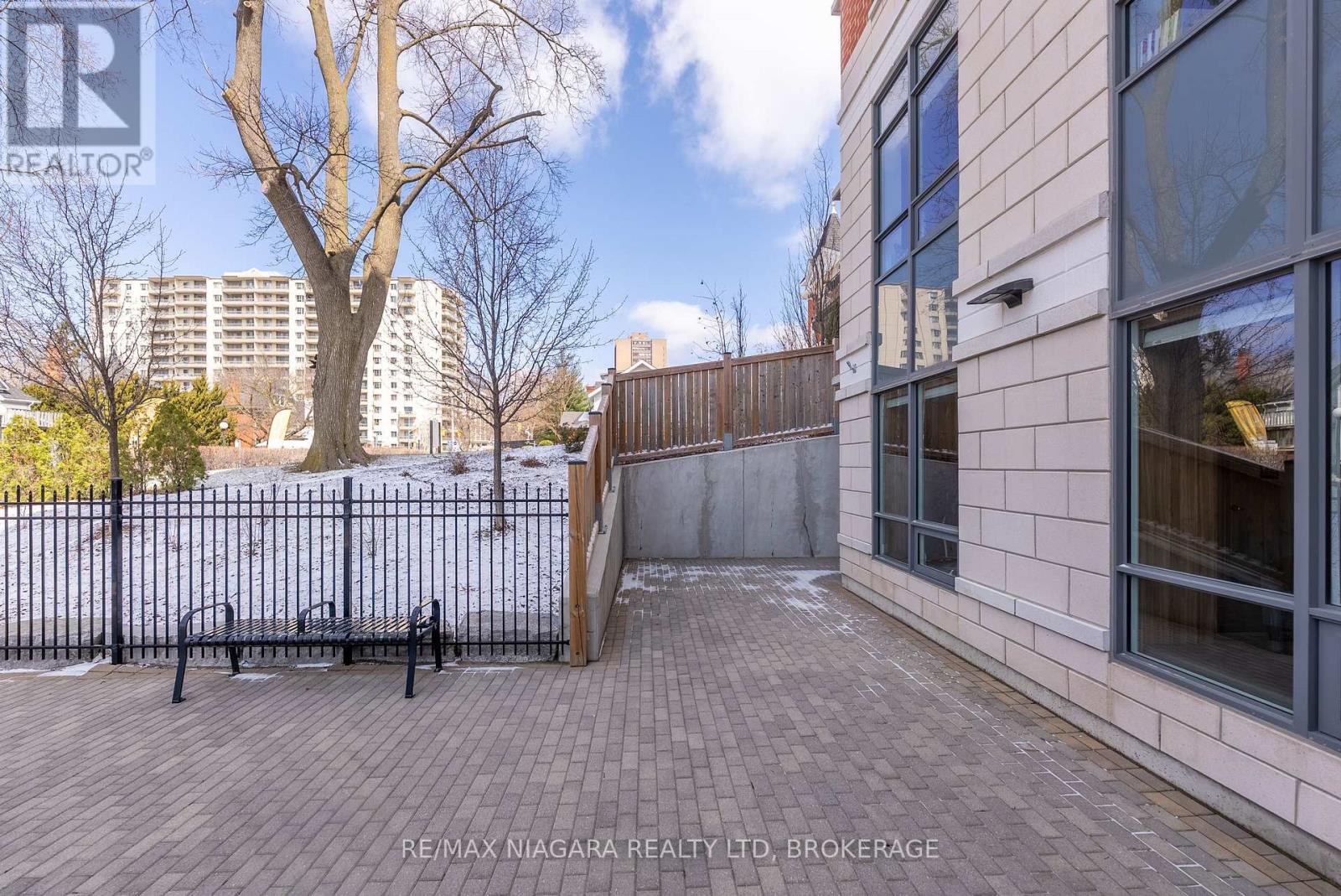 403 - 399 Queen Street S, Kitchener, Ontario  N2G 0C4 - Photo 42 - X12991132