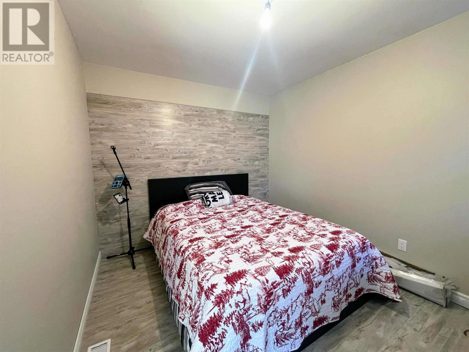 2 Essa Pl, Manitouwadge, Ontario P0T 2C0 - Photo 11 - TB252166