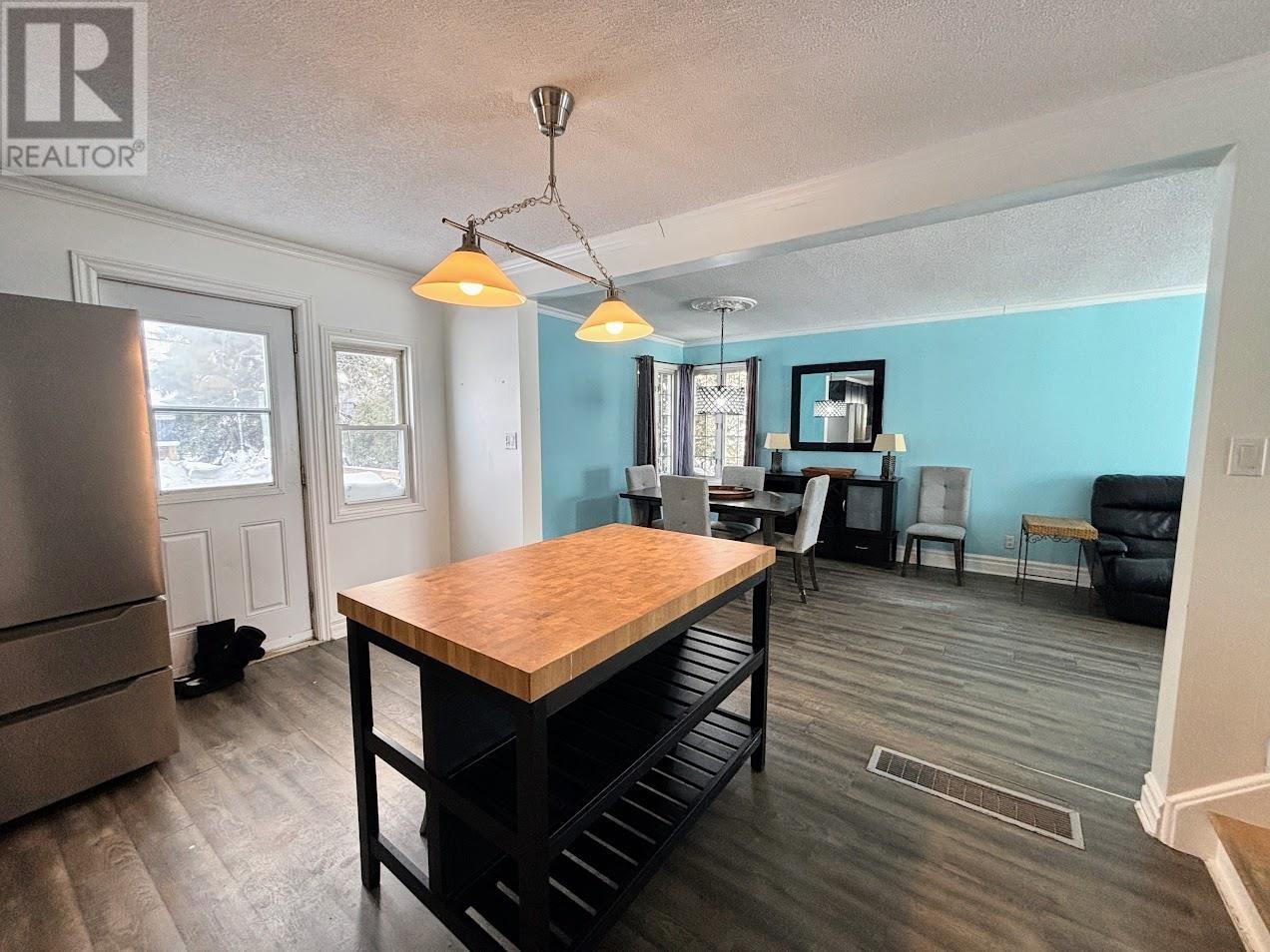 46 Neebig Ave, Manitouwadge, Ontario  P0T 2C0 - Photo 12 - TB2600090