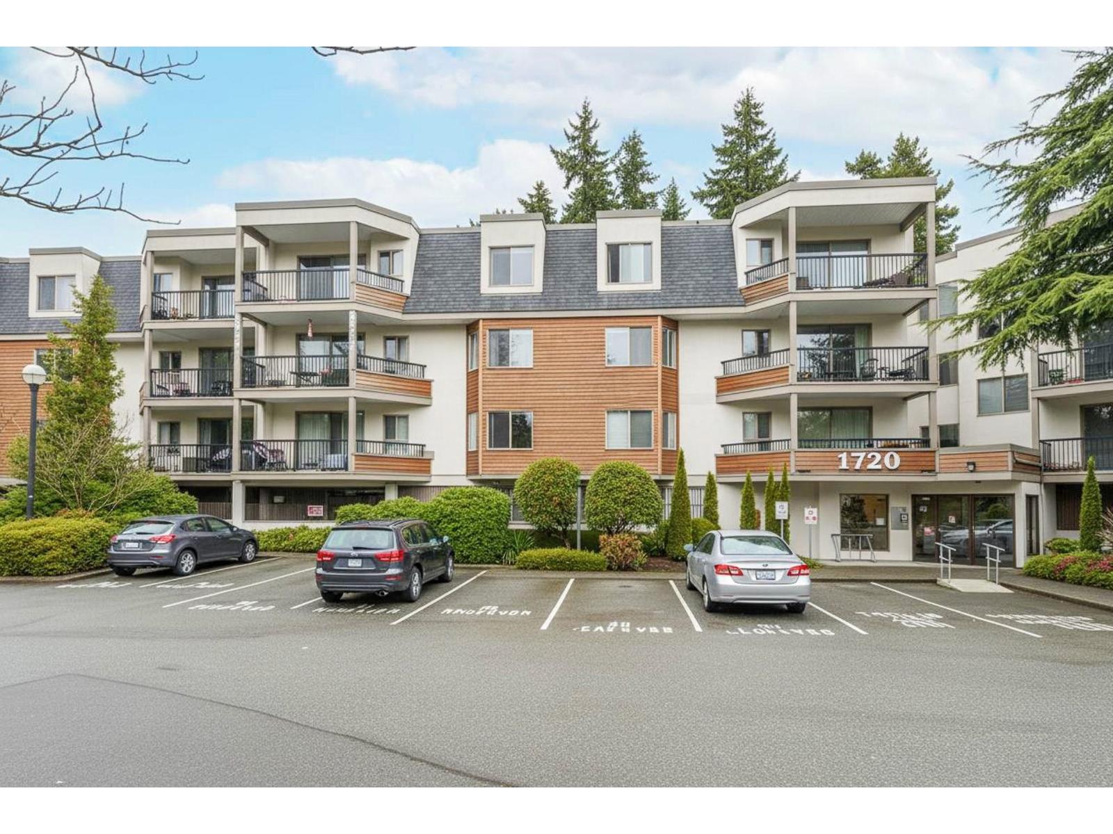 112 1720 Southmere Crescent, Surrey, British Columbia  V4A 6E3 - Photo 3 - R3109956