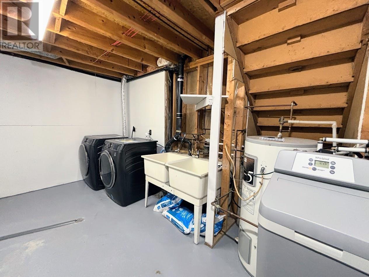 31 Brooks St, Manitouwadge, Ontario  P0T 2C0 - Photo 24 - TB2600370