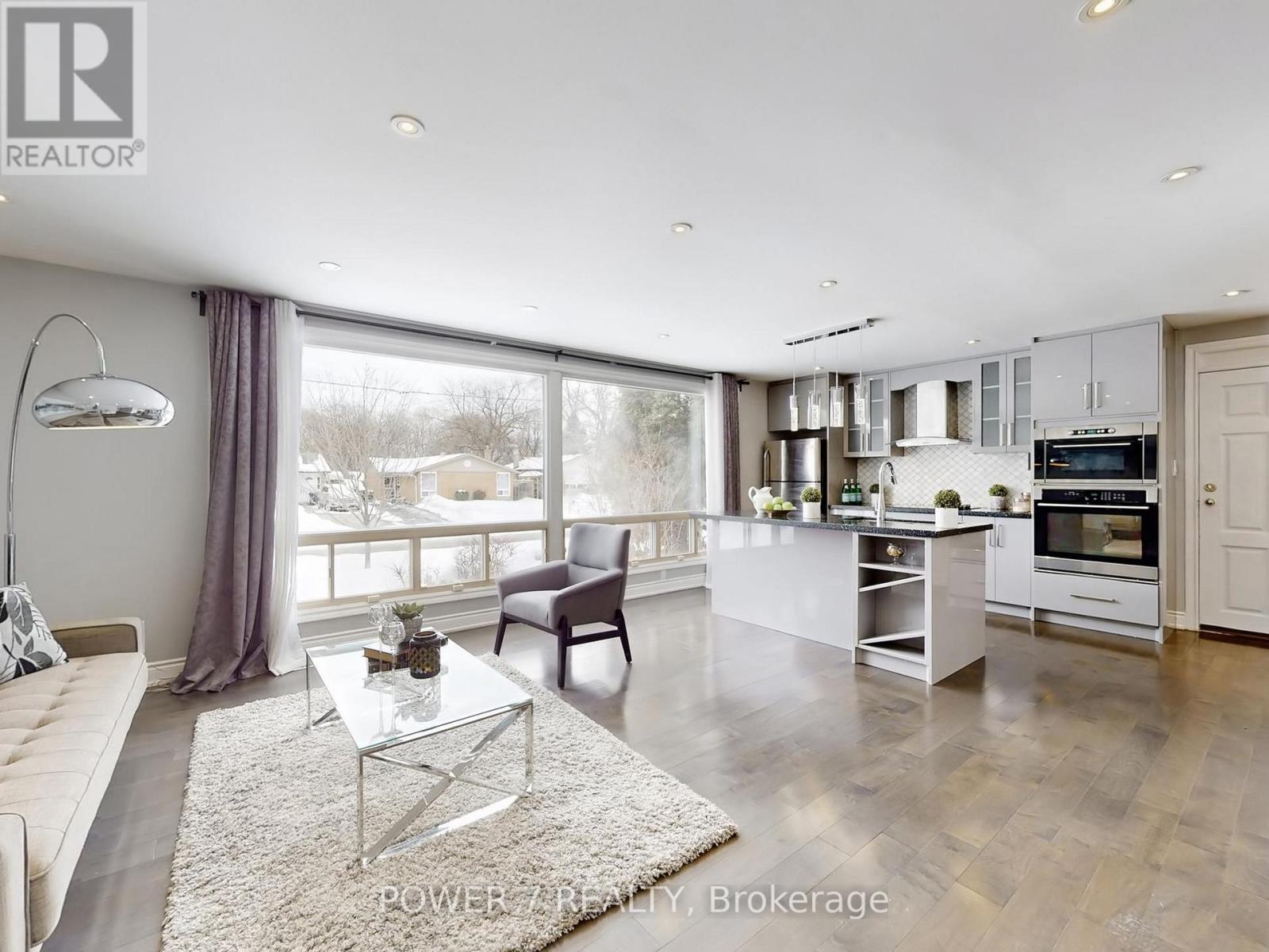 118 Kirker Avenue, Toronto, Ontario  M1G 1N1 - Photo 3 - E12991122