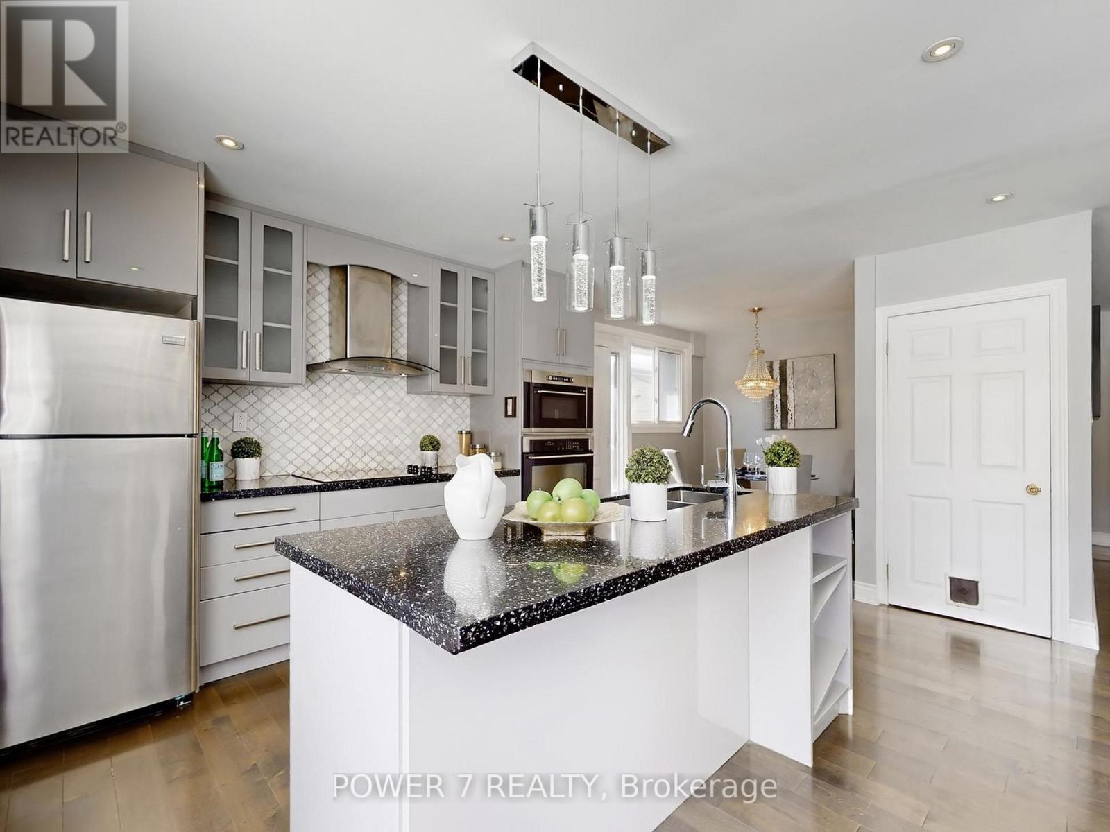 118 Kirker Avenue, Toronto, Ontario  M1G 1N1 - Photo 8 - E12991122