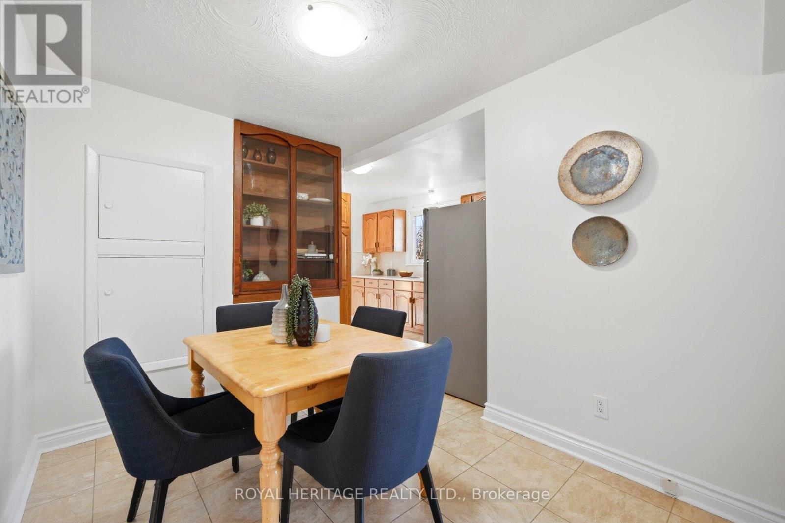 45 Andrew Avenue, Toronto, Ontario  M1M 3H1 - Photo 11 - E12991126