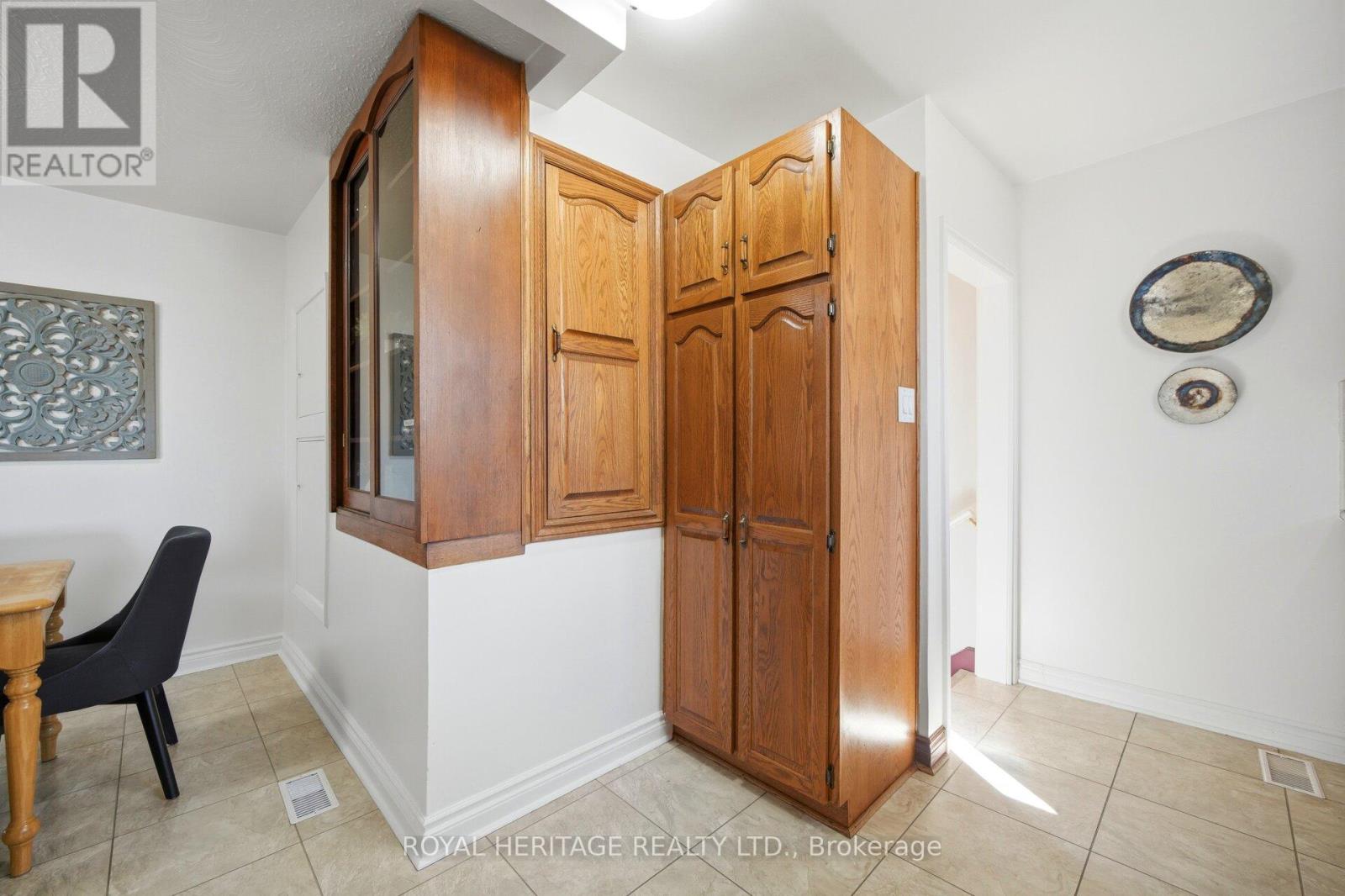 45 Andrew Avenue, Toronto, Ontario  M1M 3H1 - Photo 14 - E12991126