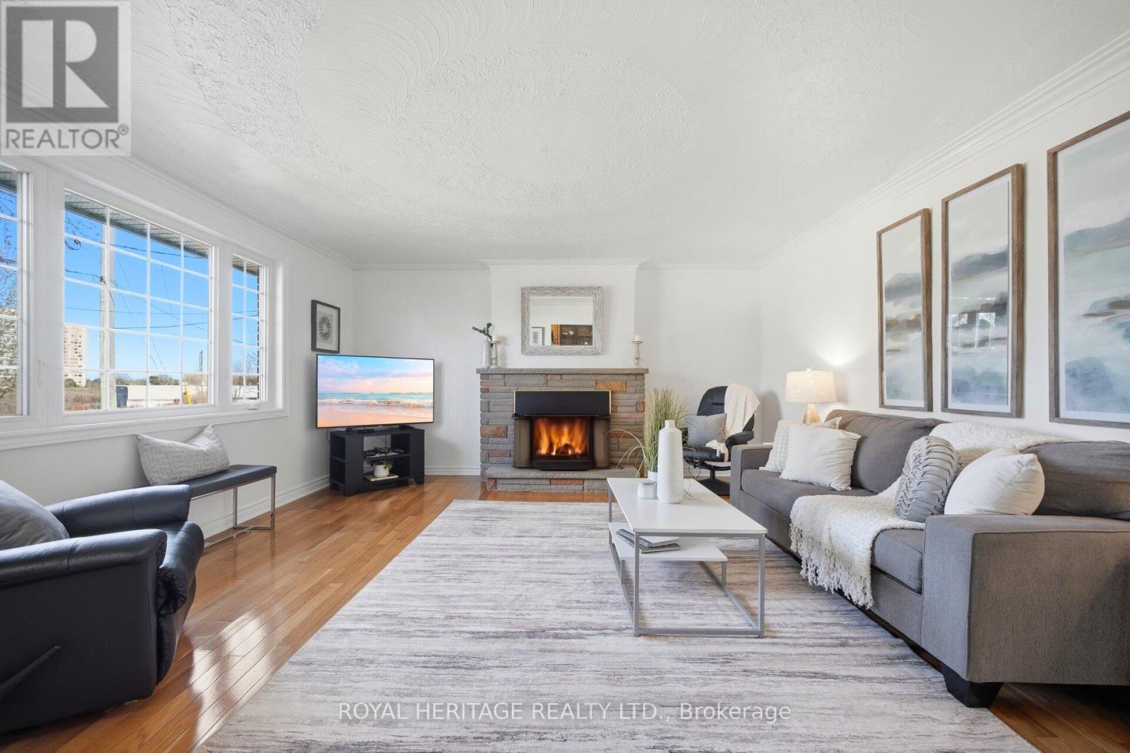 45 Andrew Avenue, Toronto, Ontario  M1M 3H1 - Photo 6 - E12991126