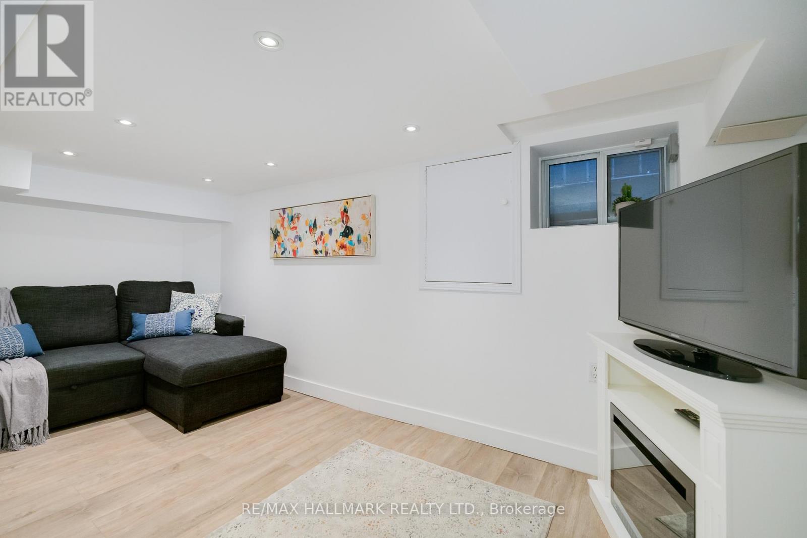 129 Woodfield Road, Toronto, Ontario  M4L 2W5 - Photo 29 - E12991178