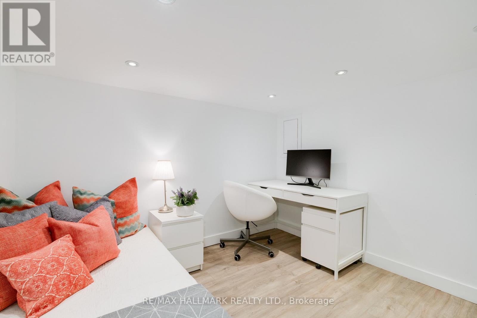 129 Woodfield Road, Toronto, Ontario  M4L 2W5 - Photo 33 - E12991178