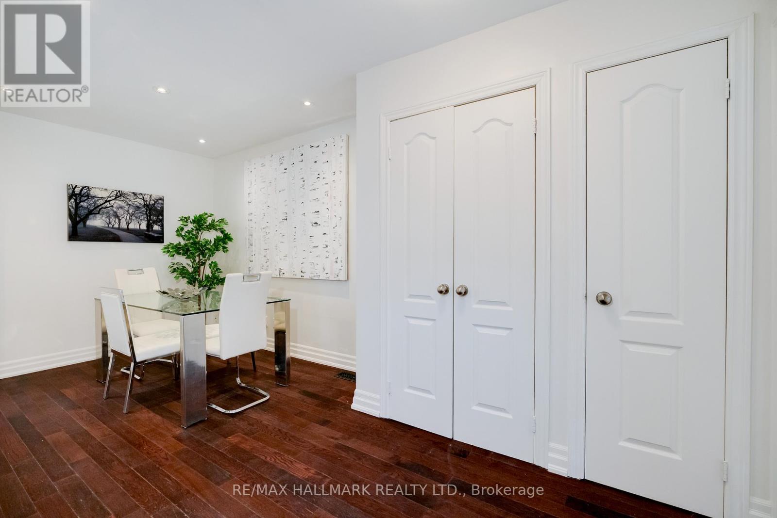 129 Woodfield Road, Toronto, Ontario  M4L 2W5 - Photo 7 - E12991178