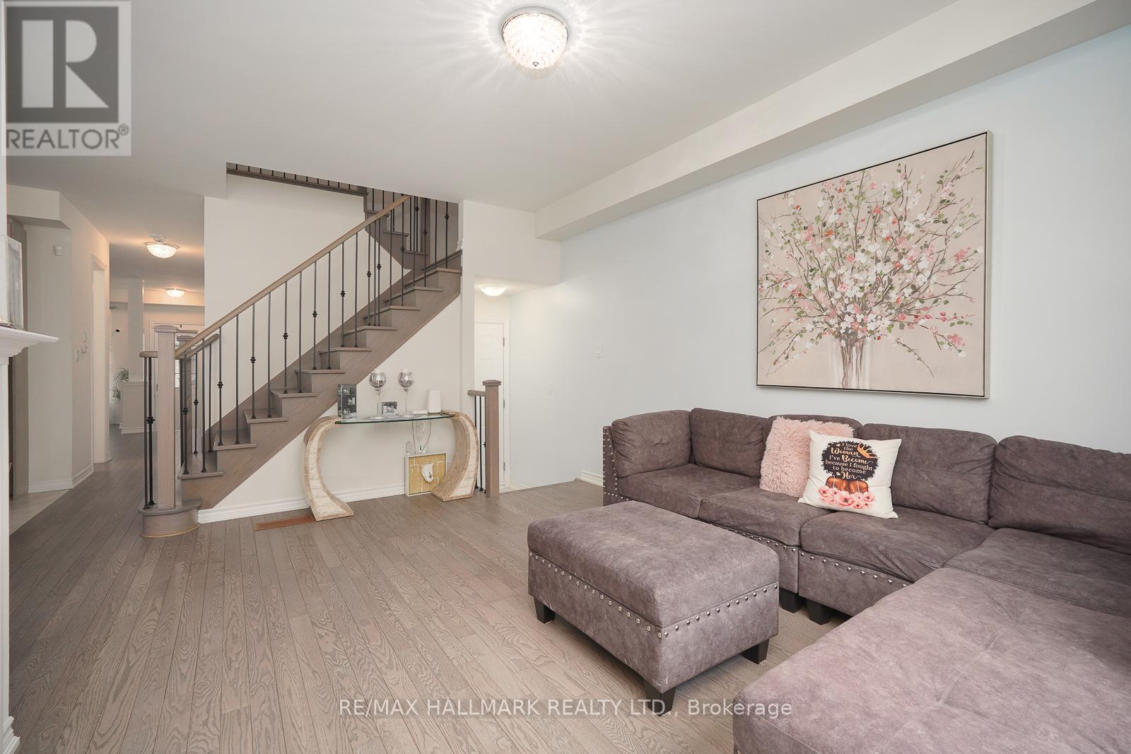 4 Hickling Lane, Ajax, Ontario  L1T 0N6 - Photo 14 - E12991204