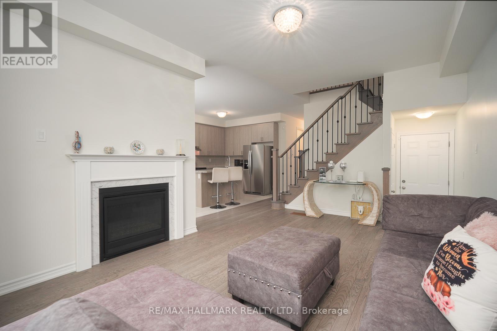 4 Hickling Lane, Ajax, Ontario  L1T 0N6 - Photo 15 - E12991204