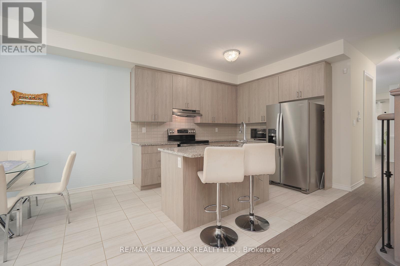 4 Hickling Lane, Ajax, Ontario  L1T 0N6 - Photo 16 - E12991204