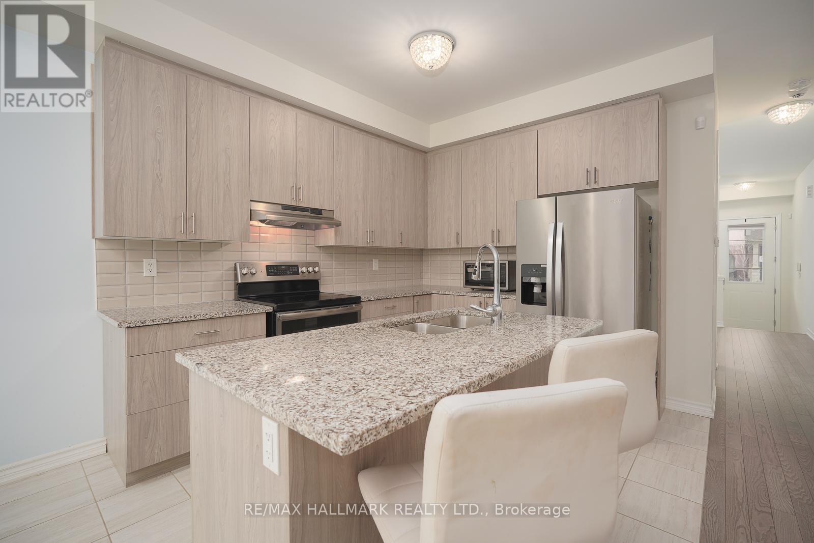 4 Hickling Lane, Ajax, Ontario  L1T 0N6 - Photo 17 - E12991204