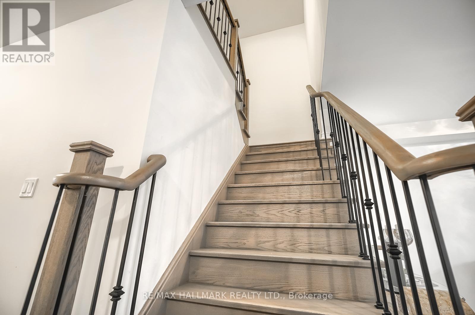 4 Hickling Lane, Ajax, Ontario  L1T 0N6 - Photo 24 - E12991204