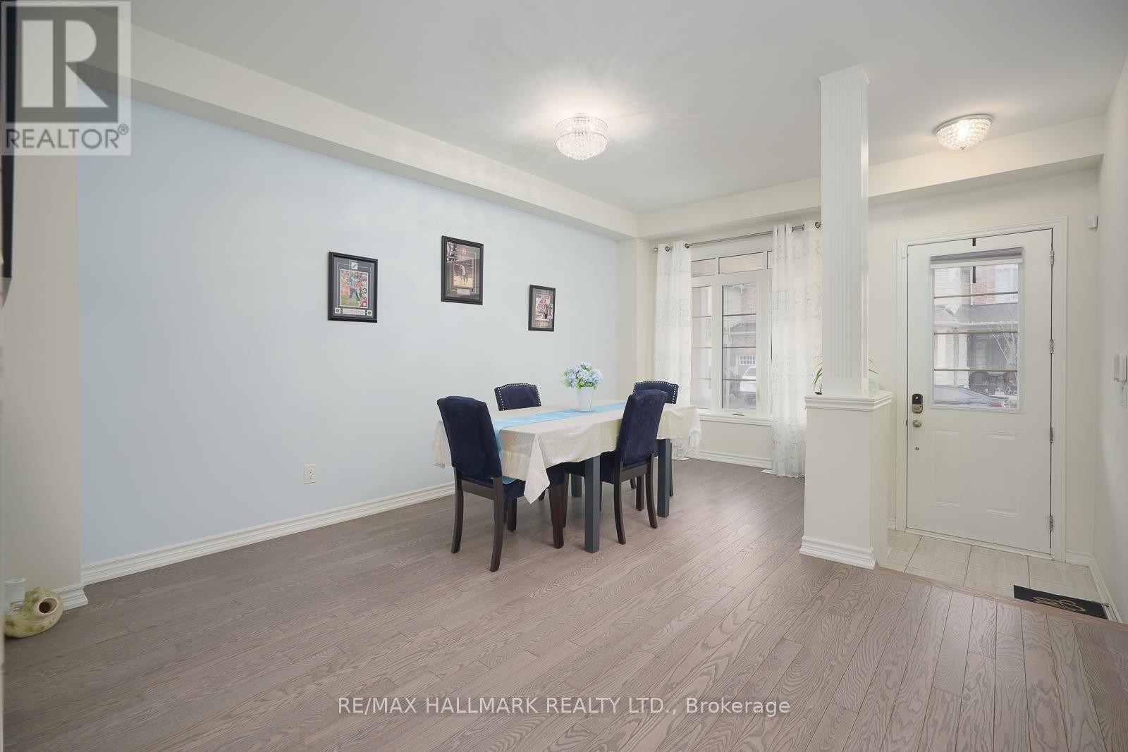 4 Hickling Lane, Ajax, Ontario  L1T 0N6 - Photo 7 - E12991204