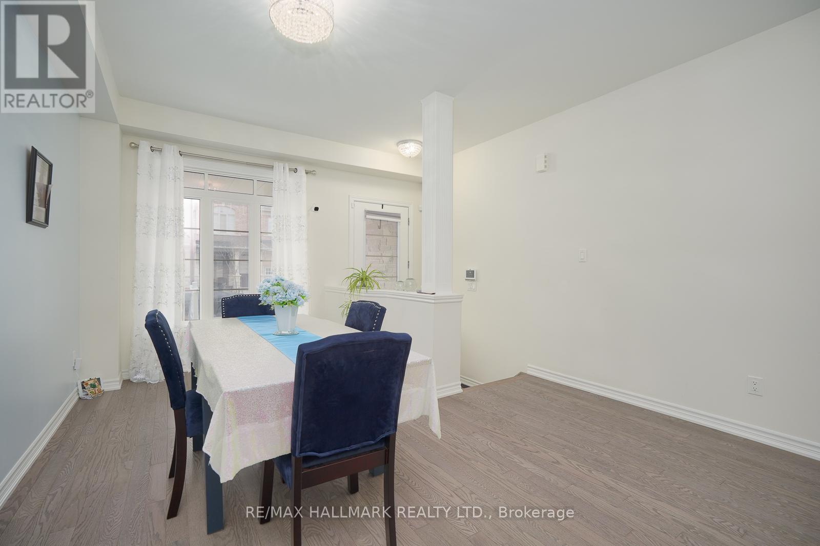 4 Hickling Lane, Ajax, Ontario  L1T 0N6 - Photo 8 - E12991204