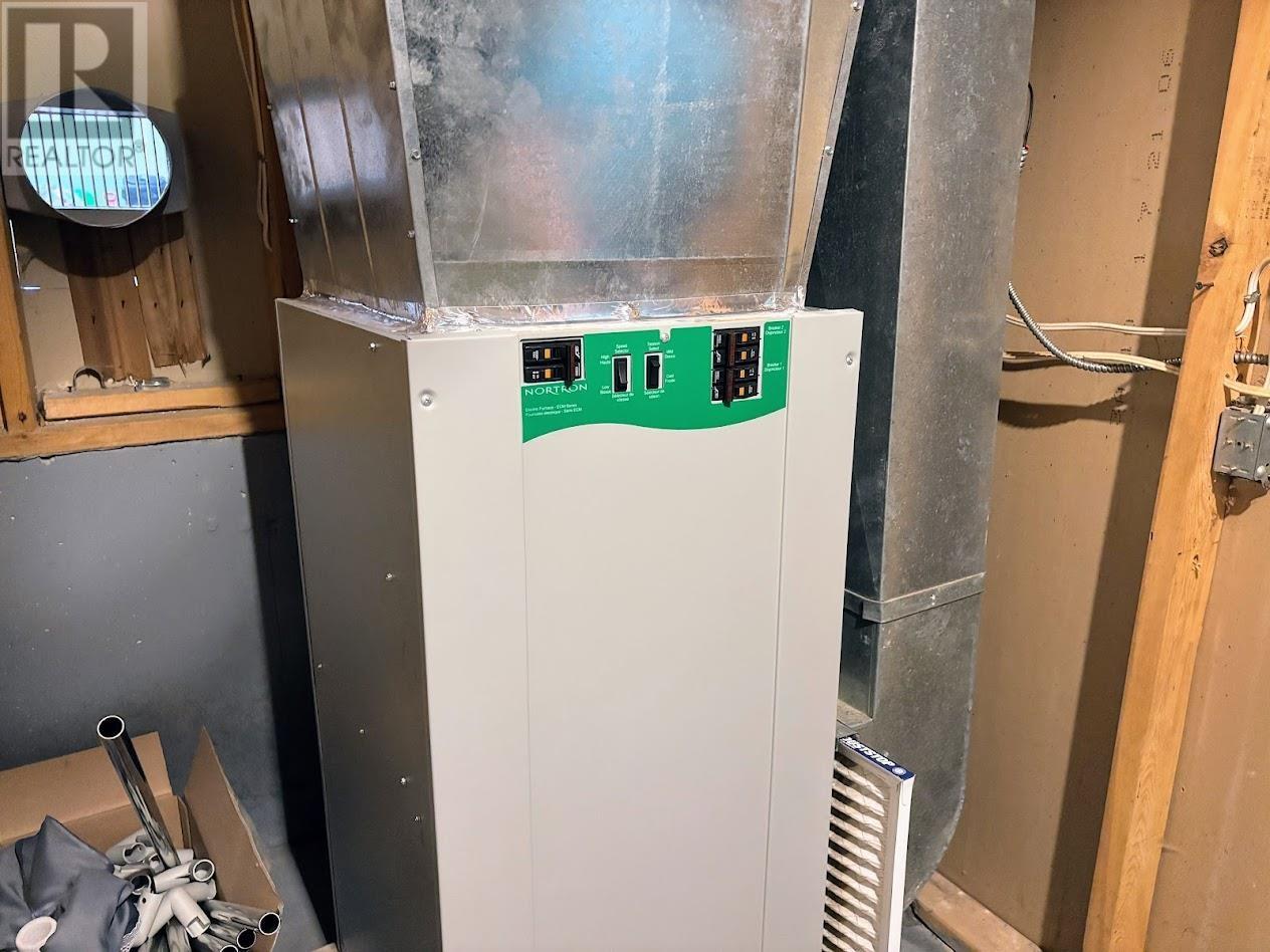 27 Wendego St, Manitouwadge, Ontario  P0T 2C0 - Photo 25 - TB2600479