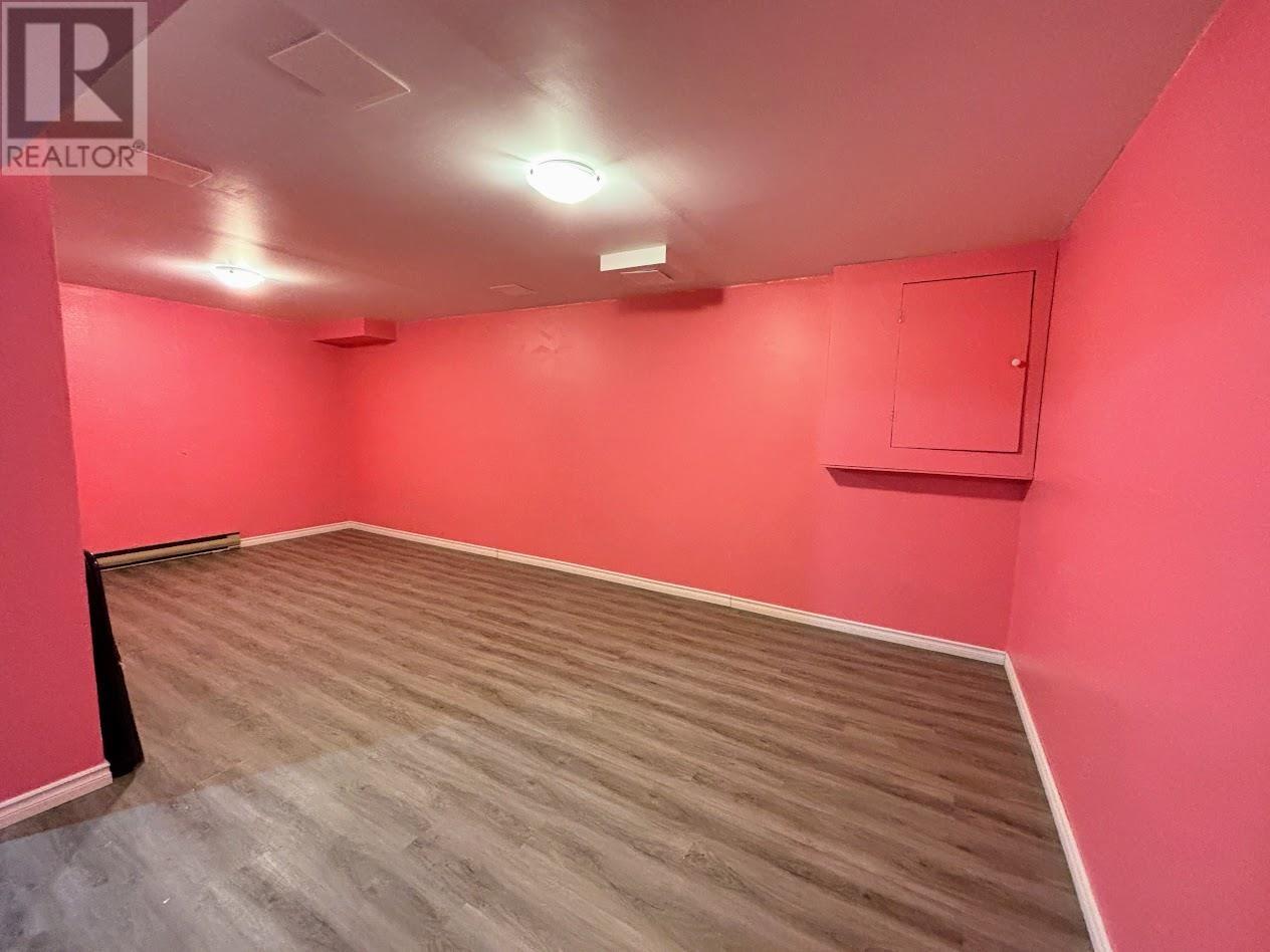 31 Brooks St, Manitouwadge, Ontario  P0T 2C0 - Photo 21 - TB2600370