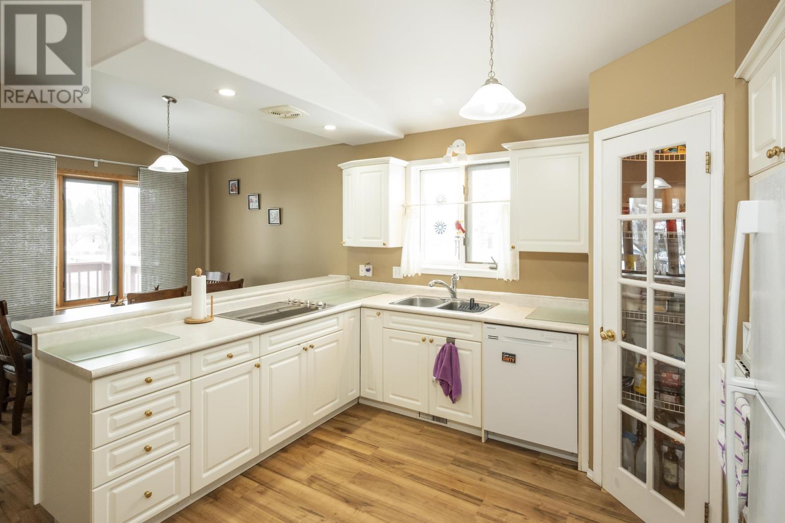 410 Jameson St, Thunder Bay, Ontario  P7G 1E2 - Photo 16 - TB2600599