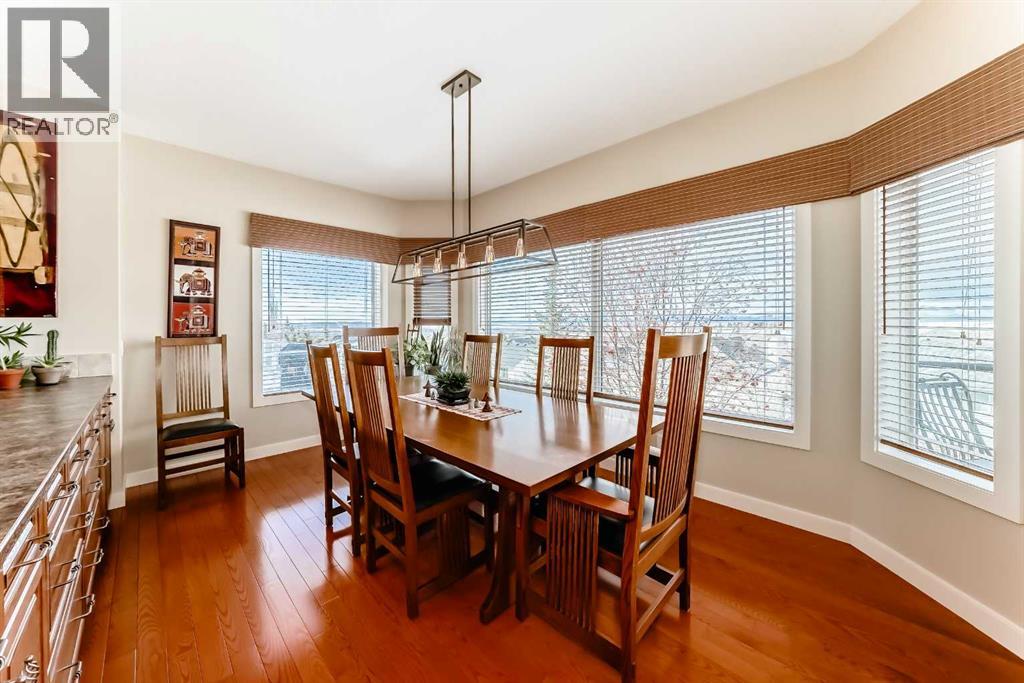 487 Rocky Ridge Drive Nw, Calgary, Alberta  T3G 5C3 - Photo 8 - A2290057