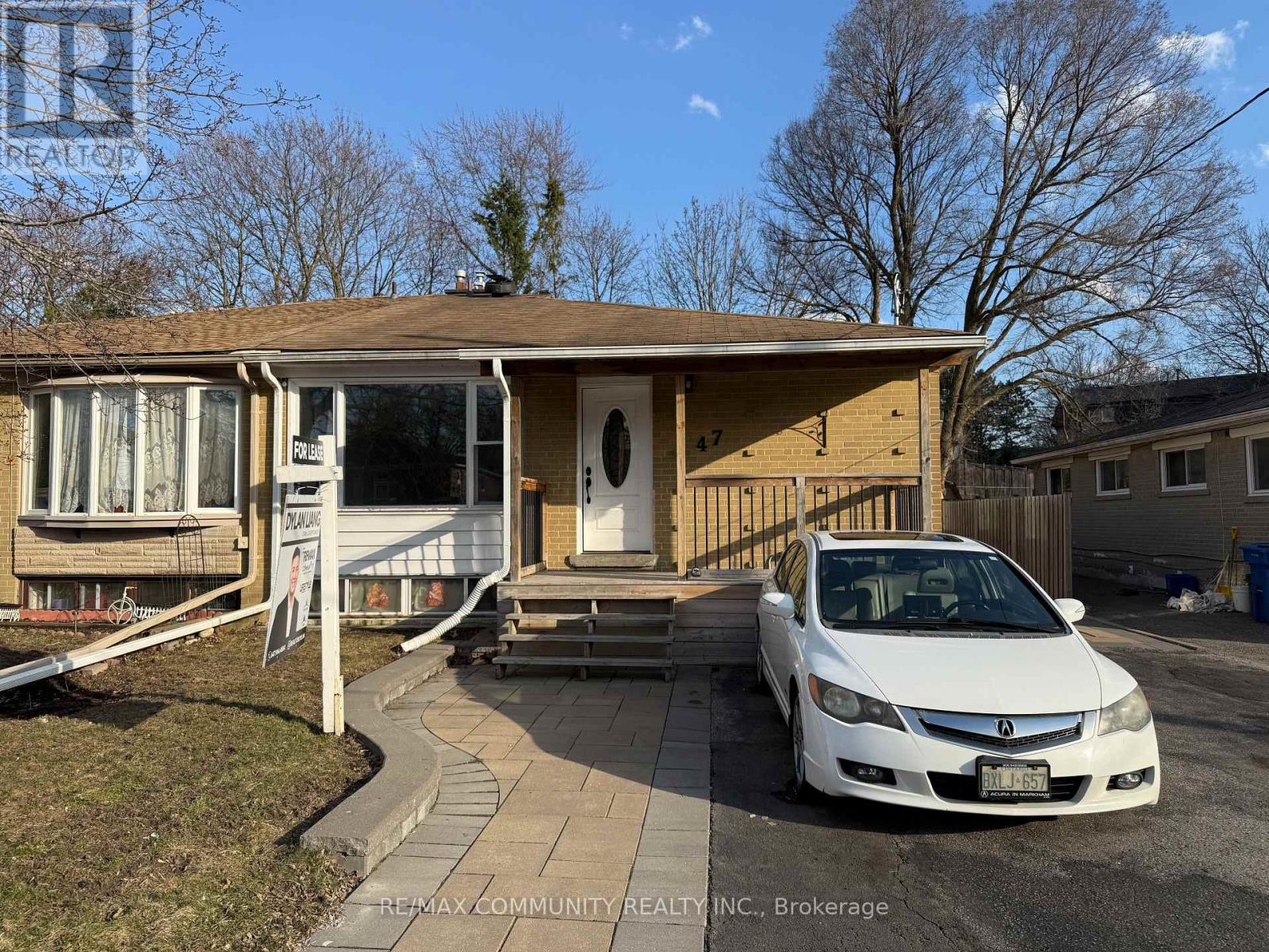 MAIN - 47 DAVIS ROAD, Aurora, Ontario