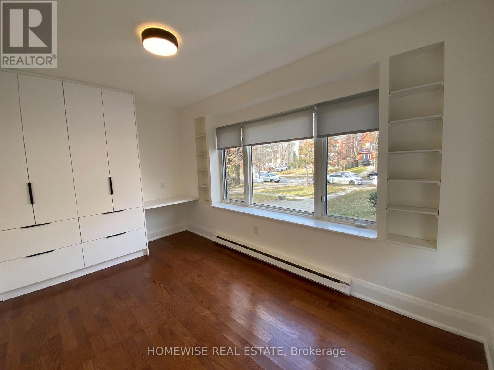 101 - 5 High Park Boulevard, Toronto, Ontario  M6R 1M5 - Photo 4 - W12973266