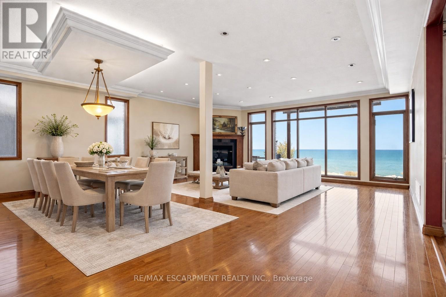 4 Lakeside Drive, Hamilton, Ontario  L8E 5C1 - Photo 3 - X12726180